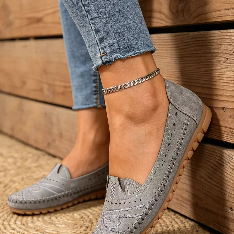 😍【36-43】Perforowane baleriny w stylu retro | Miękka podeszwa, codzienny komfort | Wsuwane, duże rozmiary