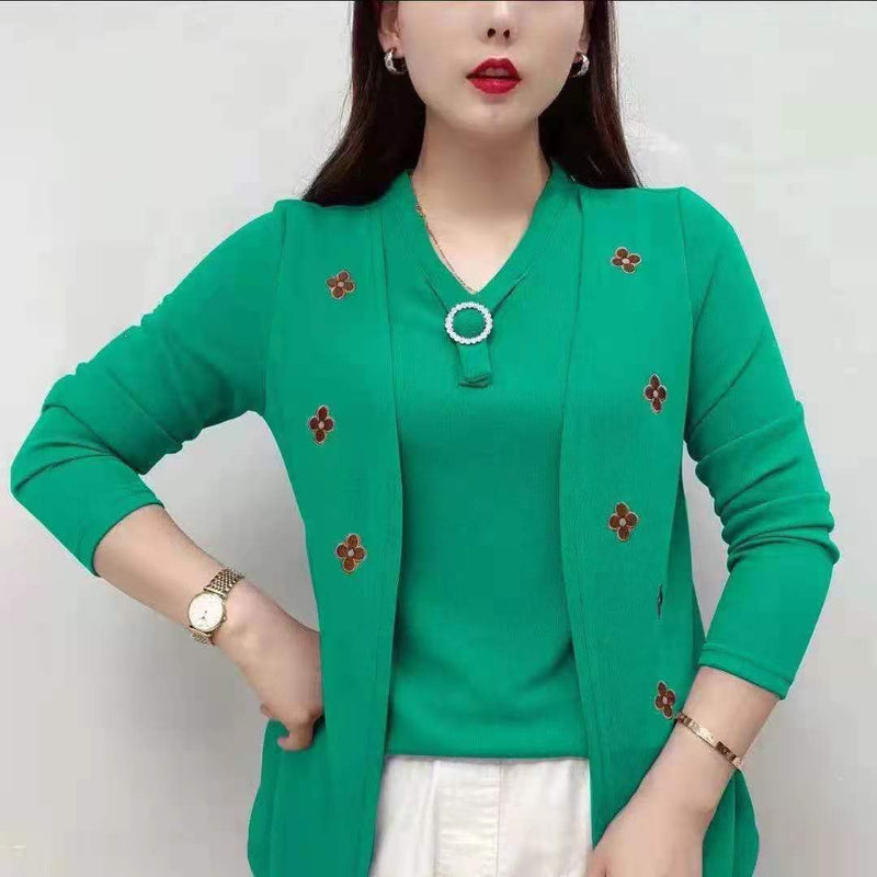 🎁💕【M-5XL】Doamnelor, vedeți acest nou tricou! Fabricat din bumbac pur, este moale și călduros.