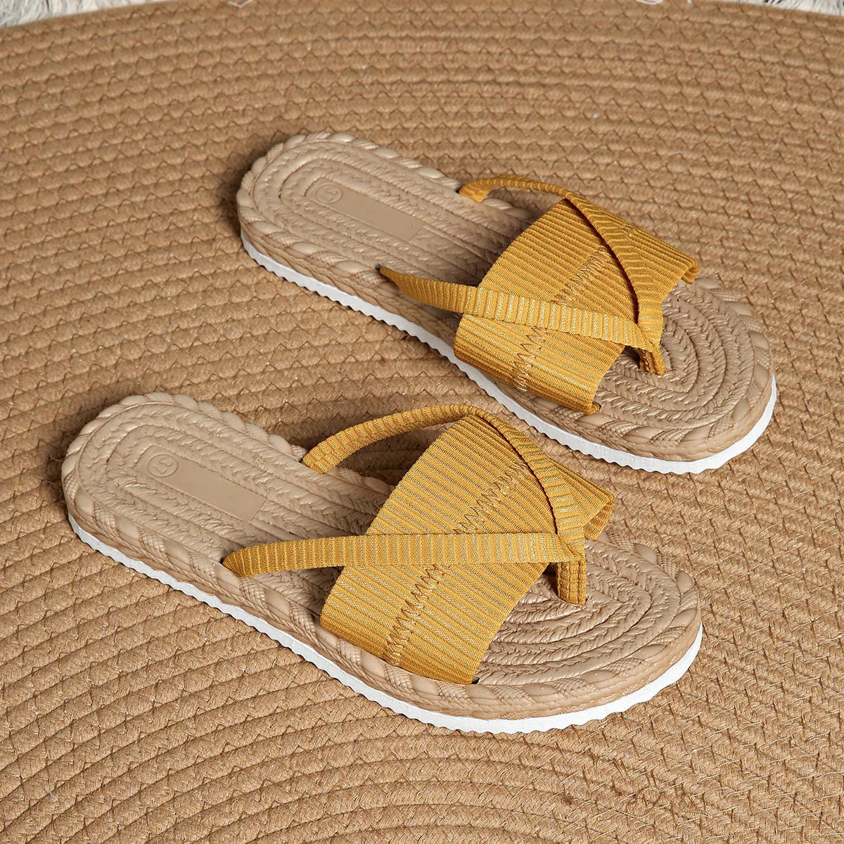 Sandalias planas de dedo con suela trenzada para mujer – ligeras y cómodas para verano