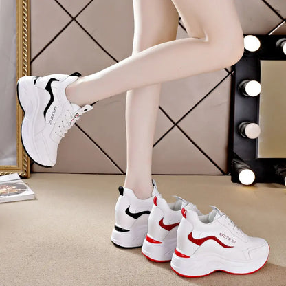 Nowe skórzane buty sportowe na grubej, podwyższonej podeszwie, w casualowym stylu