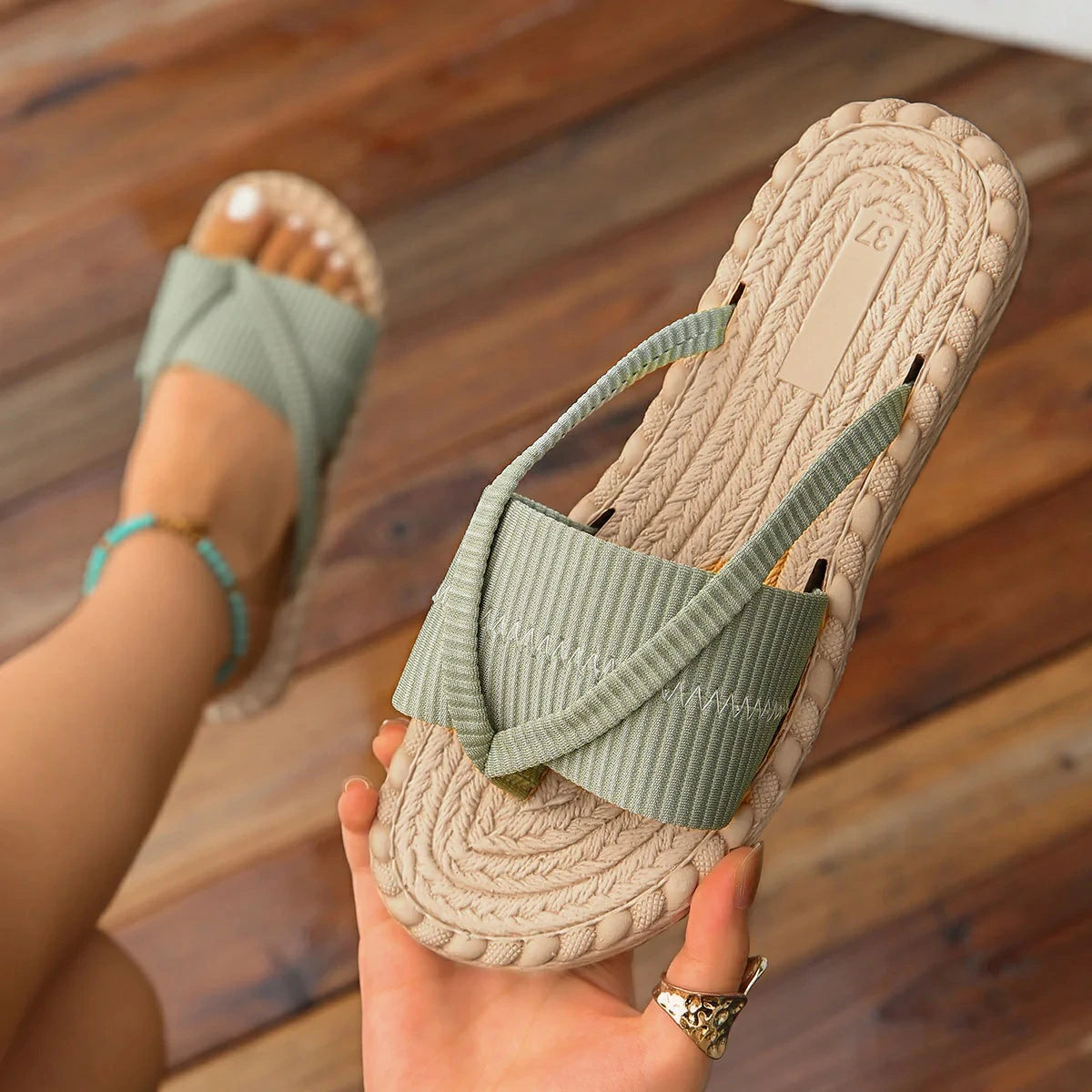 Sandalias planas de dedo con suela trenzada para mujer – ligeras y cómodas para verano