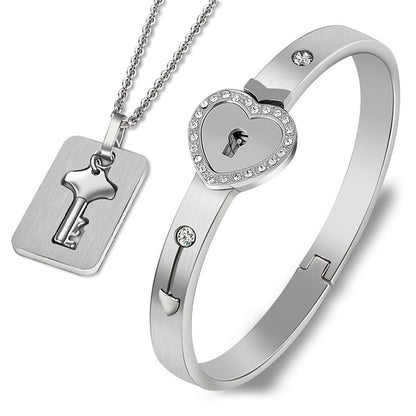 🔐💖🔑Заключете любовта и я подарете от сърце: любовна гривна с катинар + любовно колие с ключ, с кутия за бижута