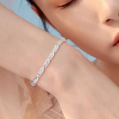 😀👉【Kupite eno, dobite eno brezplačno】💖🍀Ljubite novo modno zapestnico s štiriperesno deteljico iz srebra 925 šterlinga za ženske