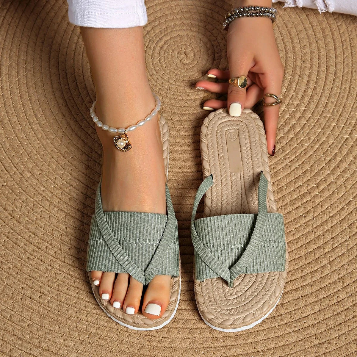 【36-43】Sandalias planas de dedo con suela trenzada para mujer – ligeras y cómodas para verano