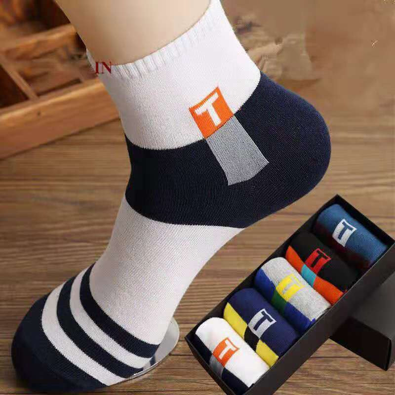 🧦【10 чифта】Дишащи, устойчиви на миризми и абсорбиращи потта спортни чорапи за мъже