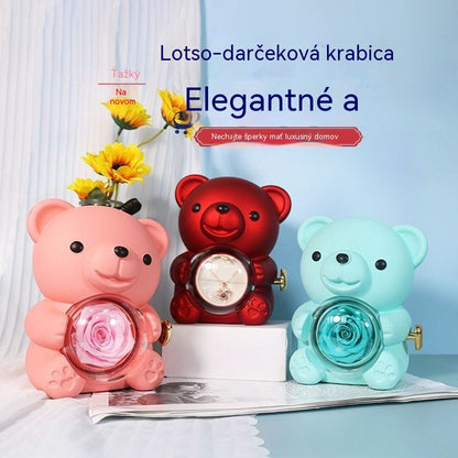 ✨ Preslatki medvjedić s očuvanom ružom 🌹 Prava ruža u elegantnoj poklon kutiji 🎁 Idealan poklon za Dan majki, Valentinovo i godišnjice