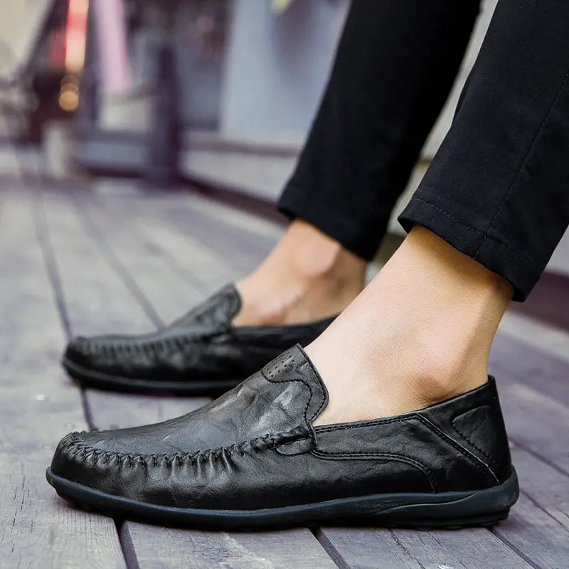 2026 Nowe modne skórzane buty na co dzień dla mężczyzn